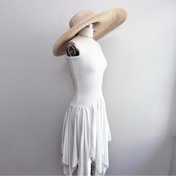 Ecote Off-white Fairycore Ruched Strapless Dresss - Picture 4 of 13